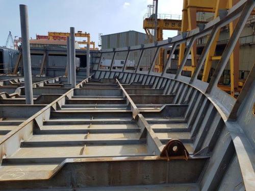 Ferry construction in a warehouse